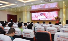 培育匠心人才，大國工匠點亮校園夢想