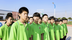 凝聚力量，乘風破浪 ——蘭州新華開展2021級秋季新生素質拓展