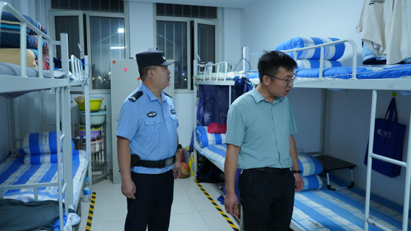 蘭州新華 警校聯合-校園安全檢查