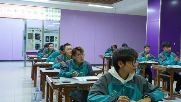 弘揚傳統文化，抒發愛國熱情——蘭州新華雙節活動